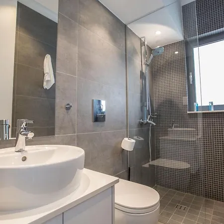 Willa Papadopo - Luxury 3 Bedroom With Private Pool, Hot Tub And Sea Views *