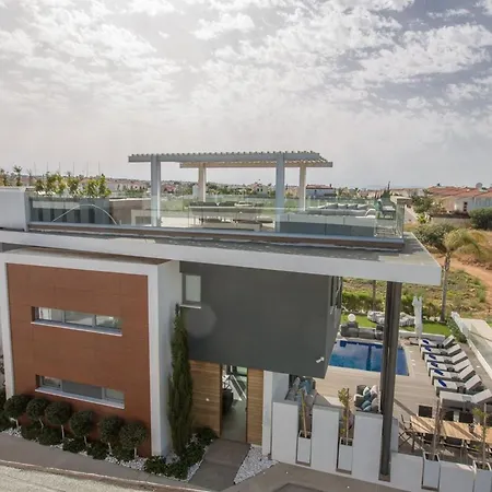 Papadopo - Luxury 3 Bedroom With Private Pool, Hot Tub And Sea Views Villa